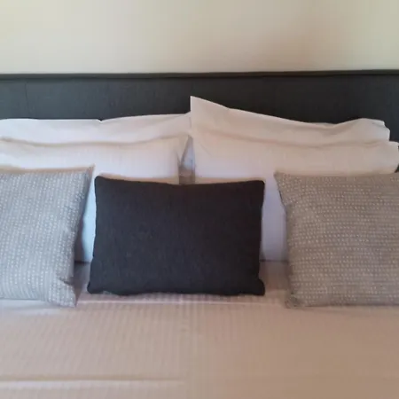 Jenny's House * Áyios Kírikos