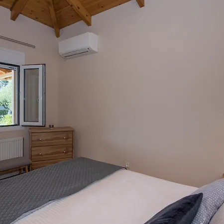 Jenny's House * Áyios Kírikos